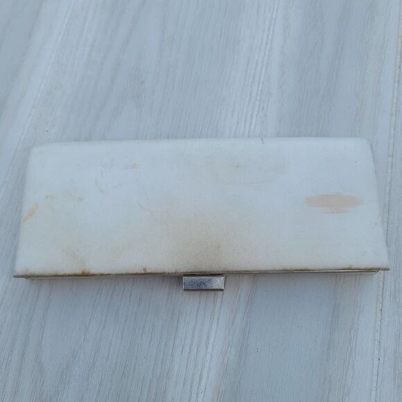 Vintage V2 clasp clutch purse Thin